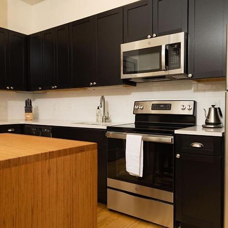 Luxury Multi-Unit Historic Building Near Downtown Apartment โรอาโนก ภายนอก รูปภาพ
