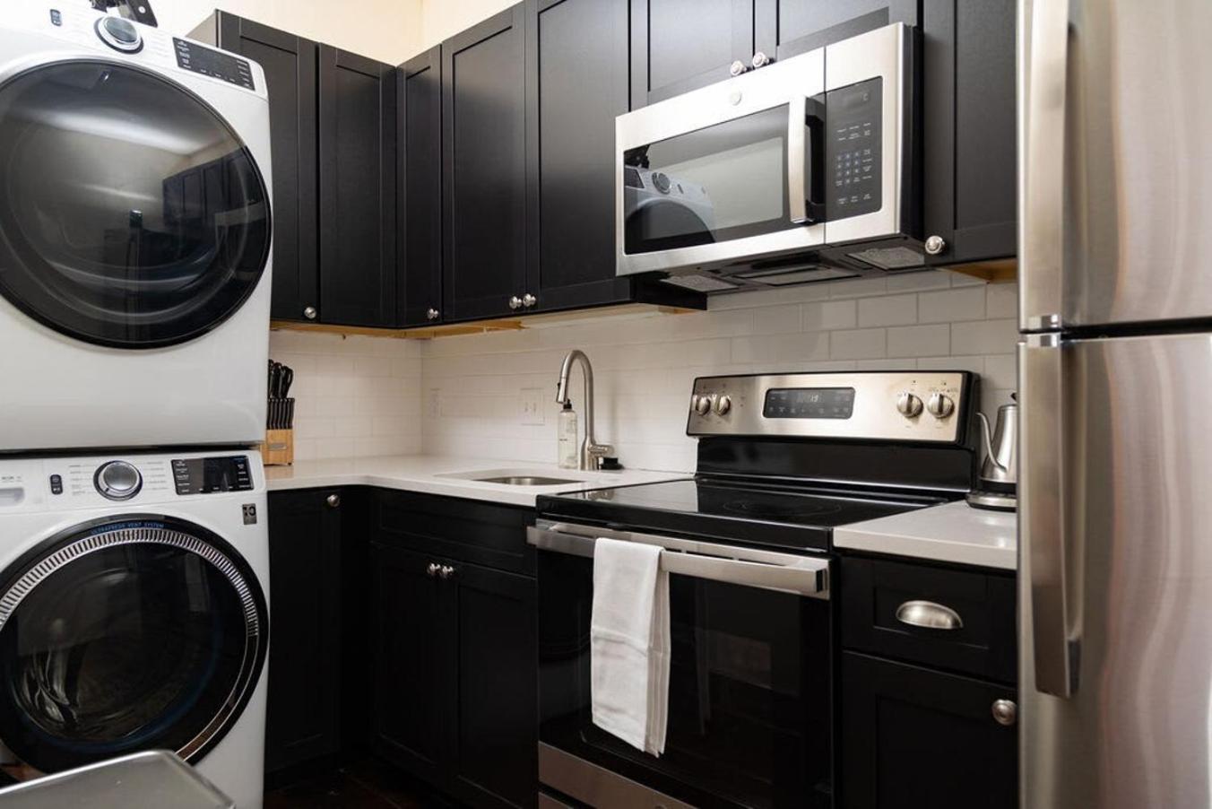 Luxury Multi-Unit Historic Building Near Downtown Apartment โรอาโนก ภายนอก รูปภาพ